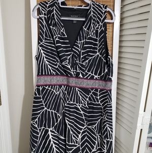 GUC Knee Length Stretchy Dress